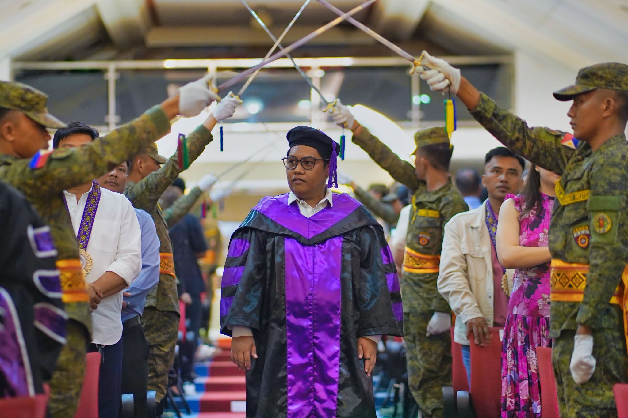 24TH-GRAD-COL-PHOTOSET photo 102